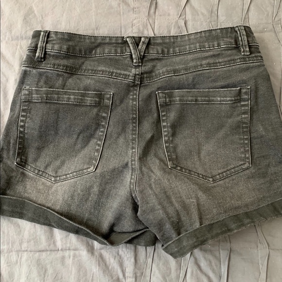 Ardene black jean shorts - Picture 4 of 4